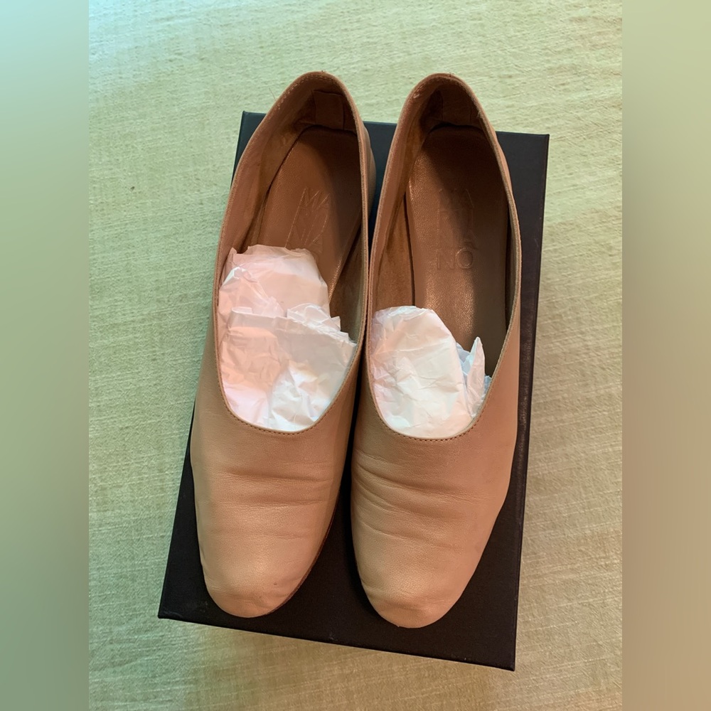 Martiniano Glove Beige Size 39
